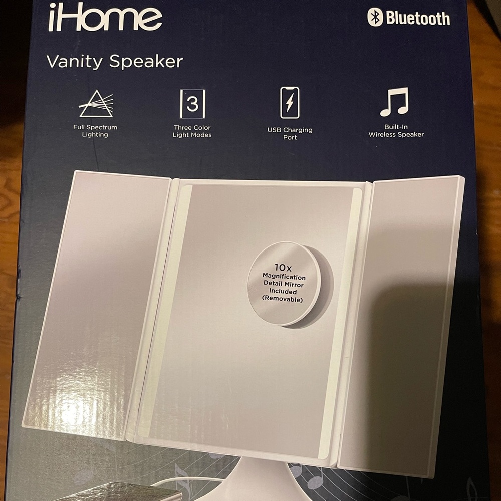 Ihome trifold mirror
